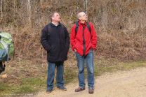 zweite UFO-Sichtung am Karsamstagmorgen: Thomas und Kurti sind entspannt am Beobachten