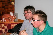 Udo und Benni...eine lausige Pommesfritte hat immerhin 8,75 Kilokalorien - also nix wie runter damit!