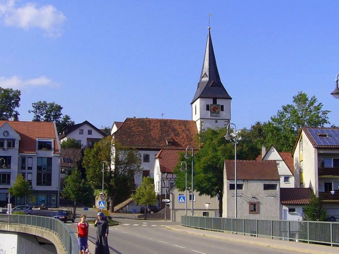 wikipedia-kirche-lomersheim_1200x900