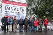 38.OWA 2013 Start am Parkplatz mit 16 hochmotivierten Teilnehmern