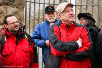 immerhin: einige Teilnehmer hören aufmerksam zu