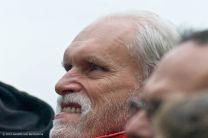 Reinhold, da musch jetzt Zähn zammabeisa und durch...