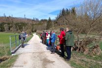 Großes Begrüßungs-Palaver im Vehlatal durch Rudi dem Rat(h)losen