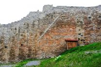 erstes Etappenziel: Burgruine Löffelstelz - mittelalterliches Monument über dem Enztal