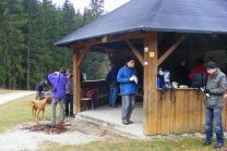 Schutzhütte am Grillplatz Hayinger Brücke: Ideal für Rudis Begrüßungsrede