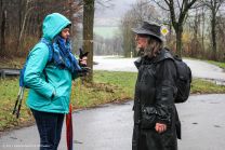 Iris: "noi - siehsch doch, i han mir bloss a bissle d Nas putza müssa bei dem kalta Dreckswetter!"