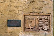 Wappen am Ketzerhöfer Tor in Kürnbach